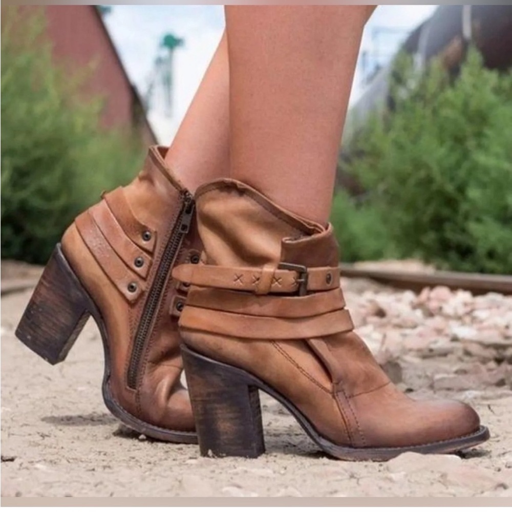 Freebird Blaze Leather Ankle Boot Chunky Heel Distressed Western Bootie Cognac 9